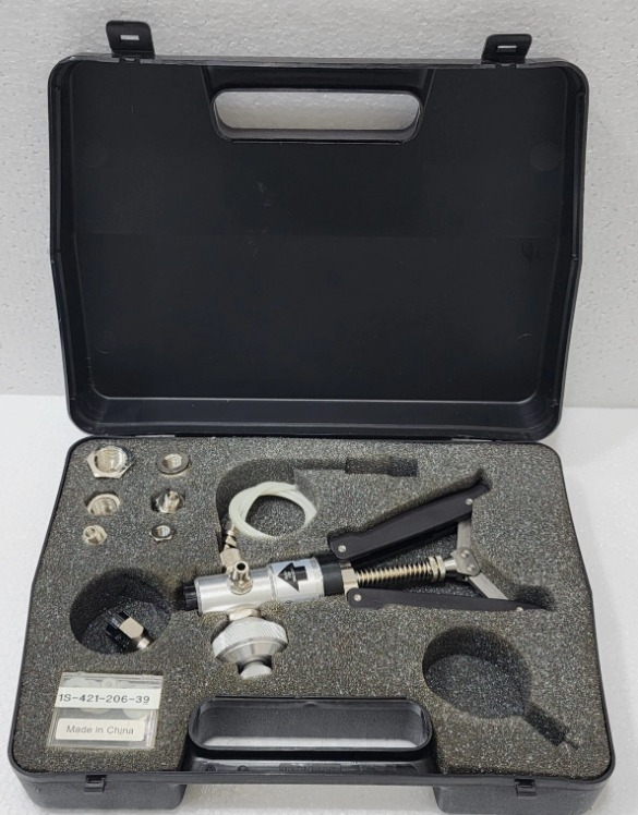 GE Druck PV211 Pneumatic Hand Pump / Pressure Calibrator Kit